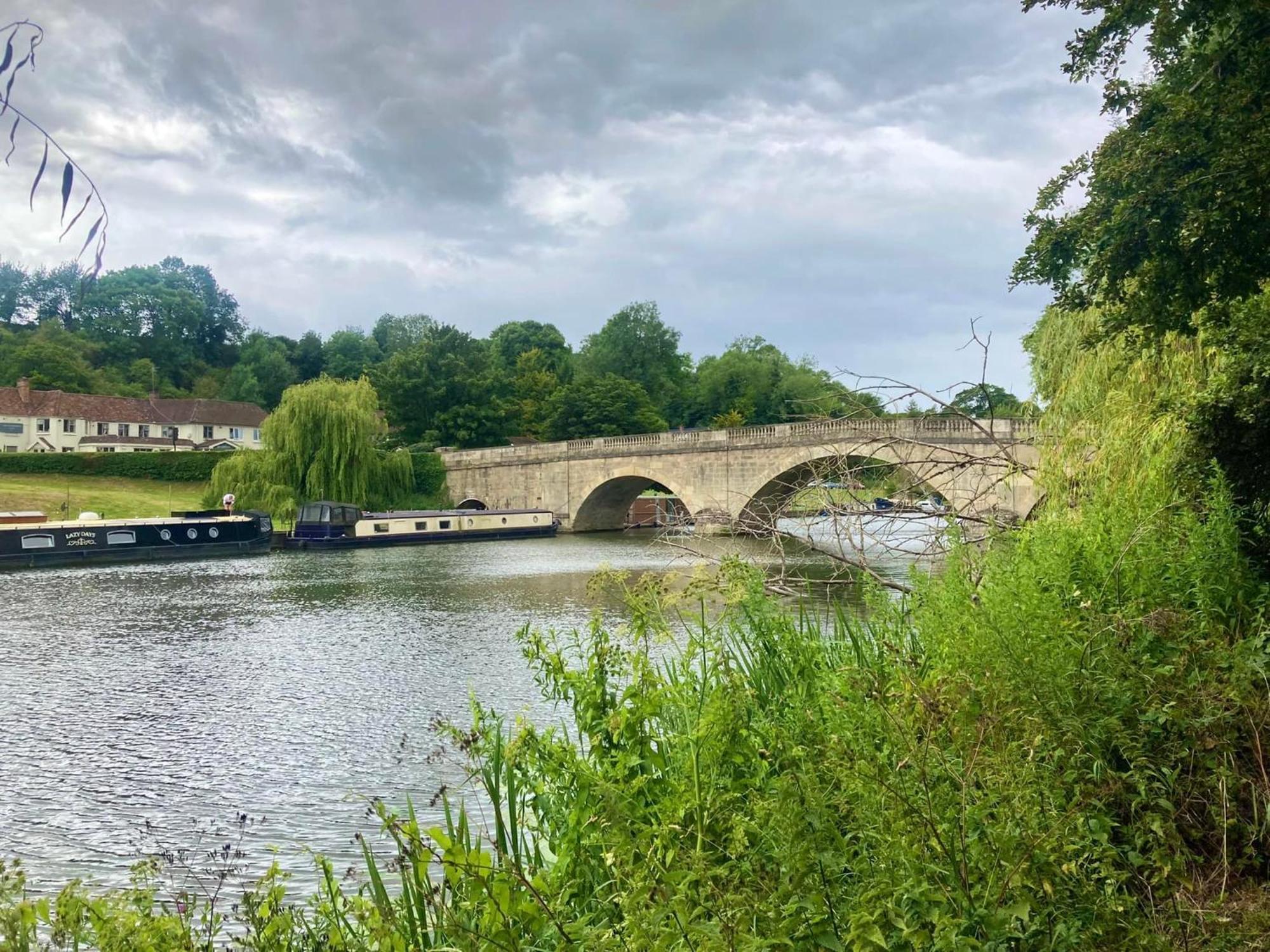 Shillingford Bridge Hotel Wallingford Exterior foto